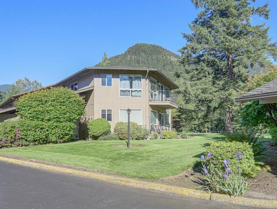 Ski-Mount Hood Charm-Welches,Golf And Ski Resort Condo,W&D, Wifi,Near Woods,Hiking,Fishing Mount Hood Village Exterior foto