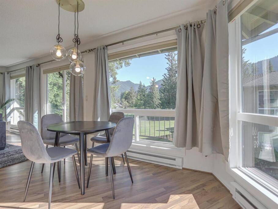 Ski-Mount Hood Charm-Welches,Golf And Ski Resort Condo,W&D, Wifi,Near Woods,Hiking,Fishing Mount Hood Village Exterior foto